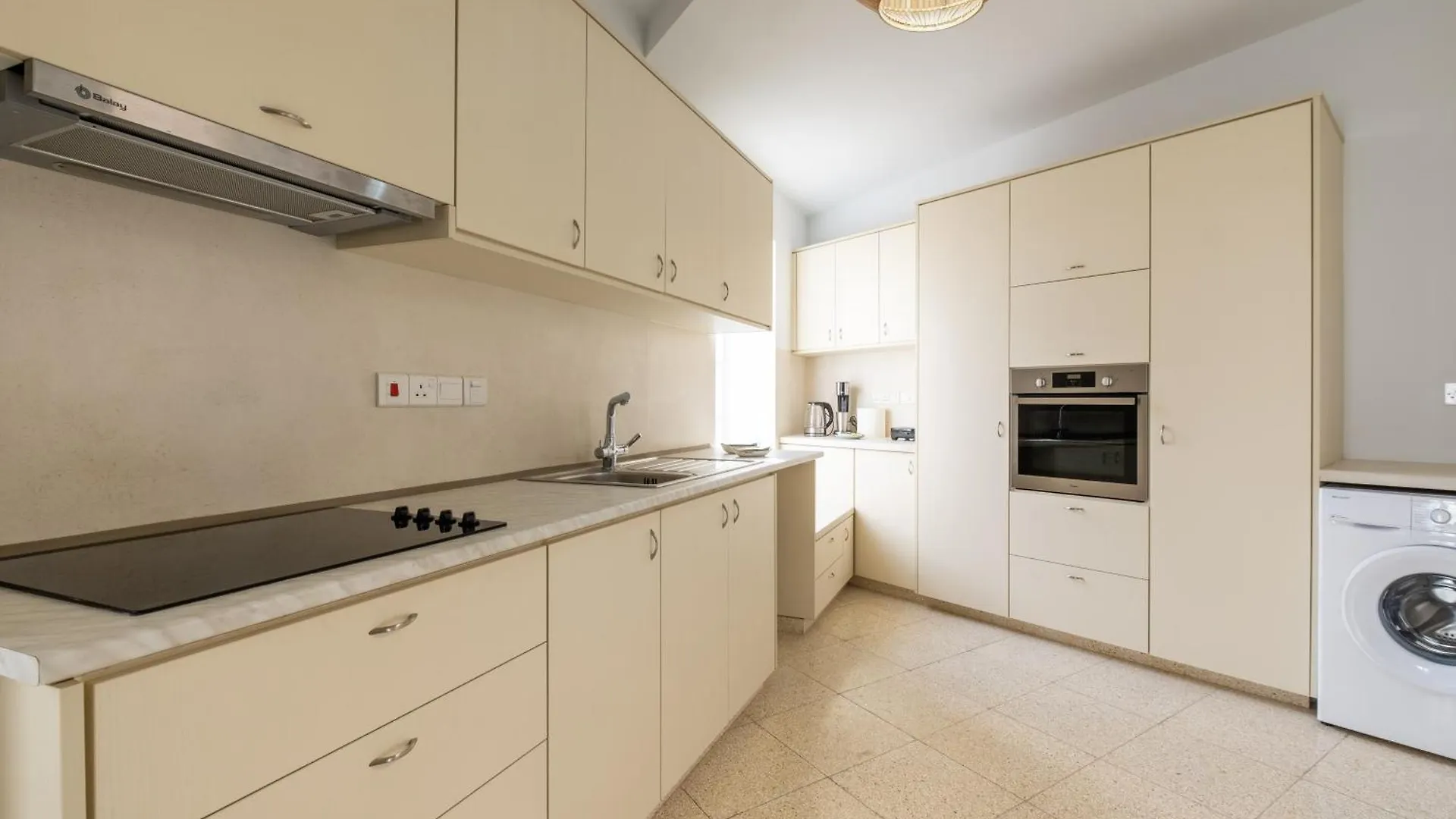 St Lazar Vintage Apartment Larnaca